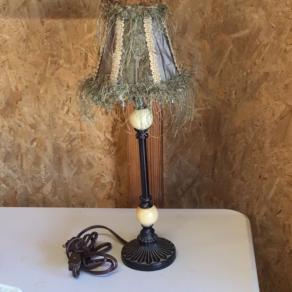 SMALL LAMP